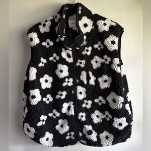 HYFVE Black and White Floral Fleece Vest
